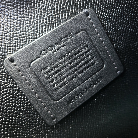 Coach Mollie Bucket Bag In Signature Canvas - Picture 12 of 12